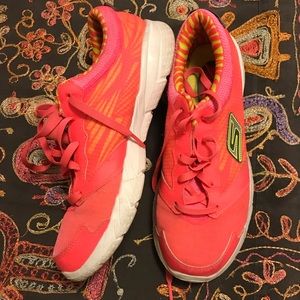 Nite owl sneakers by skechers